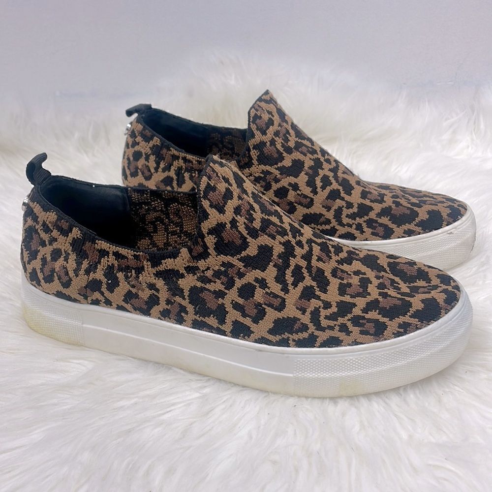 Steve Madden | slip on leopard sneakers 8.5 stretchy comfy material.